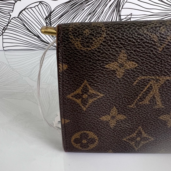 A44 LV monogram Sarah wallet - Picture 4 of 12